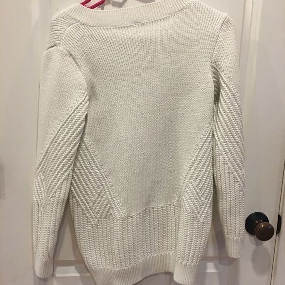 Athleta XS white fitted textured sweater - Picture 3 of 4